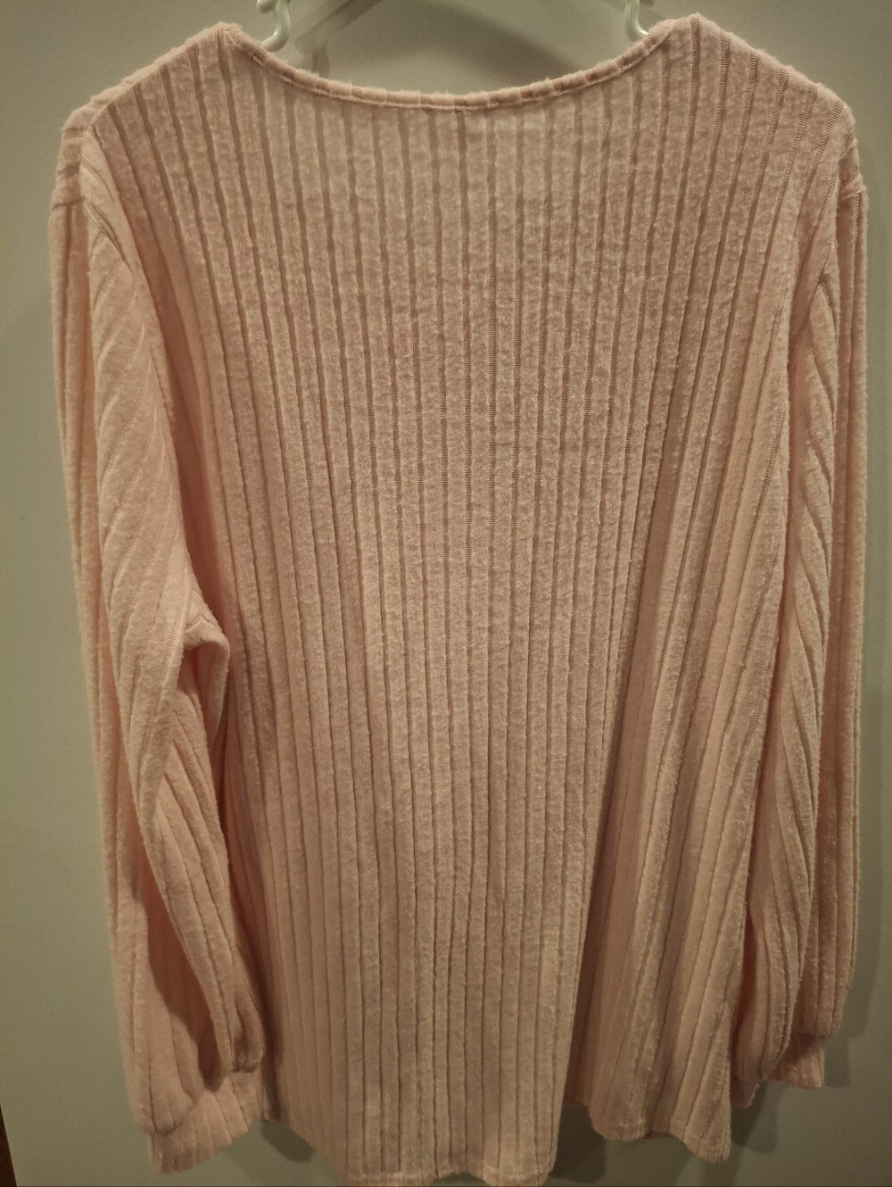 Light Pink Ribbed Button-Front Long Sleeve Top - Picture 3 of 3